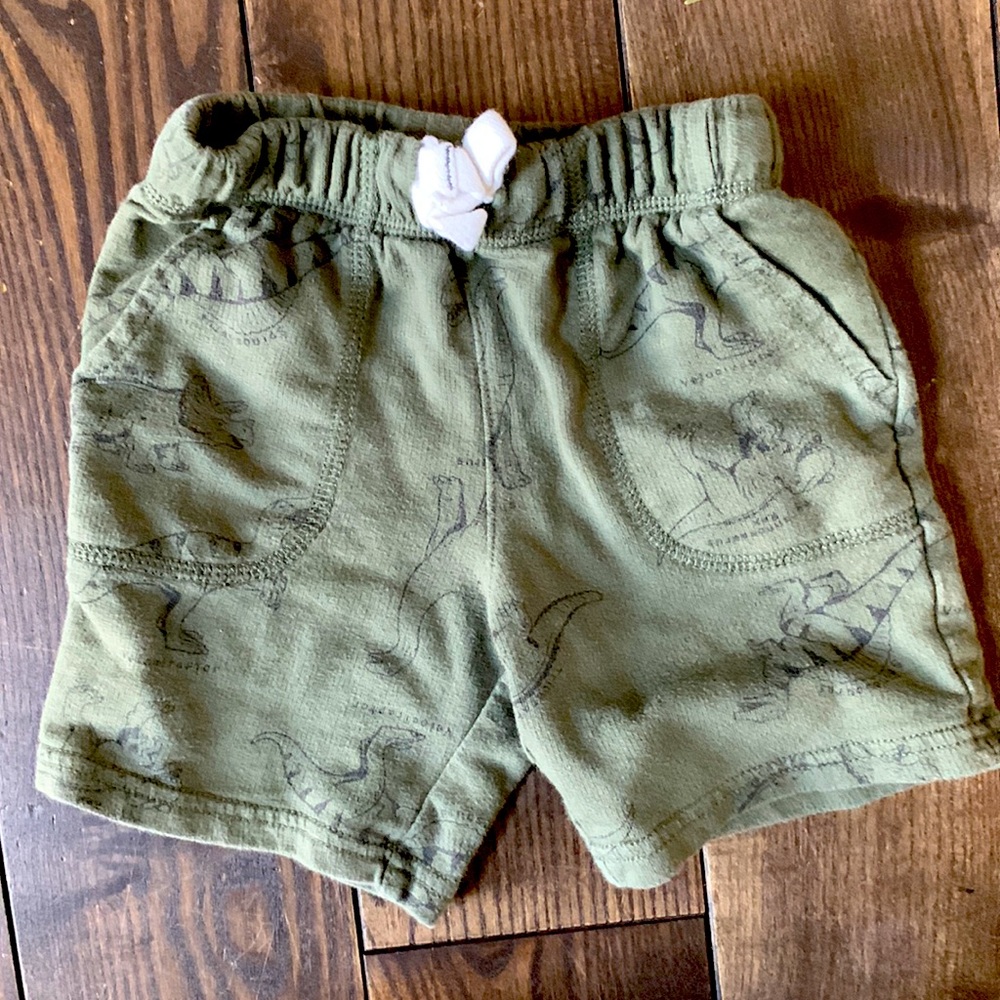 Carter’s Boys 3T shorts